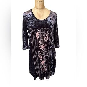 Papillon purple velvet with pink embroidery 3/4 sleeve mini dress size M